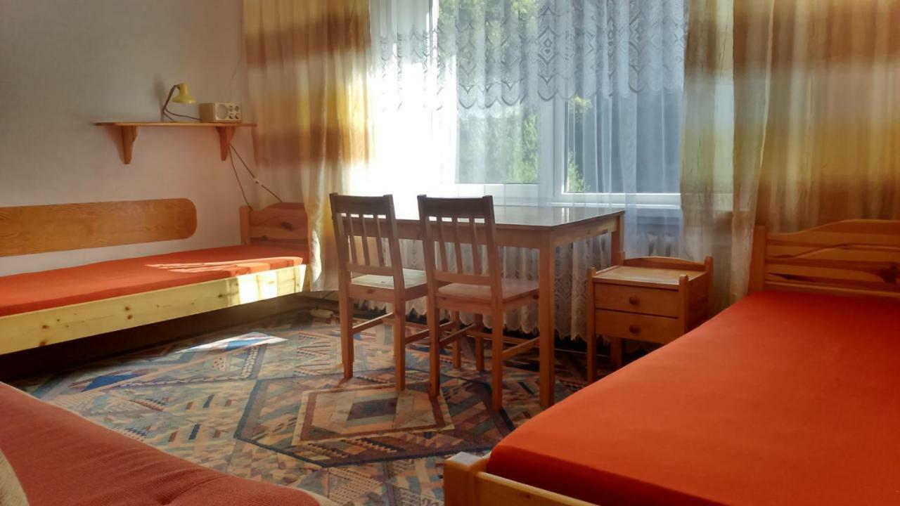 Domlesny Hotel Kiczora Bagian luar foto